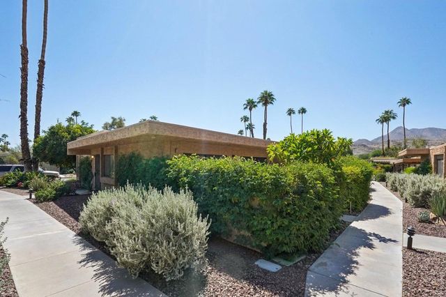 2201 Los Patos Drive, Palm Springs, CA 92264