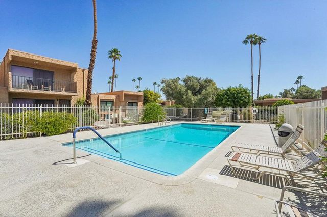 2201 Los Patos Drive, Palm Springs, CA 92264
