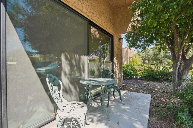 2201 Los Patos Drive, Palm Springs, CA 92264