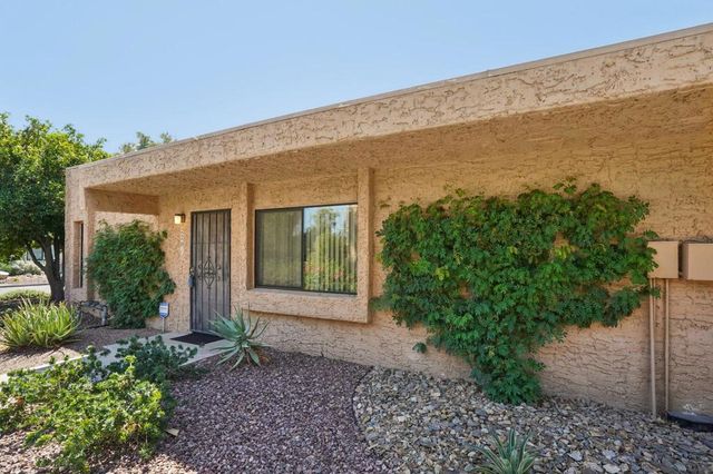 2201 Los Patos Drive, Palm Springs, CA 92264