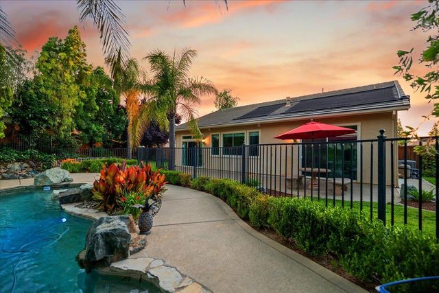 2135 Mayall Ct, Folsom, CA 95630
