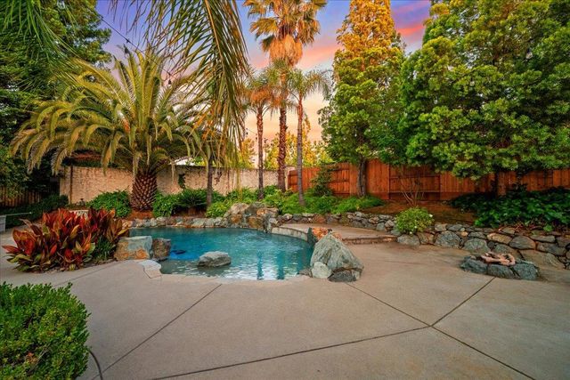 2135 Mayall Ct, Folsom, CA 95630