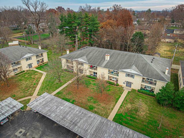 6704 Newburgh Road, Evansville, IN 47715