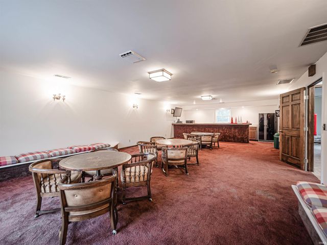 6704 Newburgh Road, Evansville, IN 47715