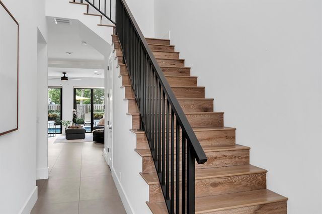 1517 N Lakeside Drive, Lake Worth Beach, FL 33460