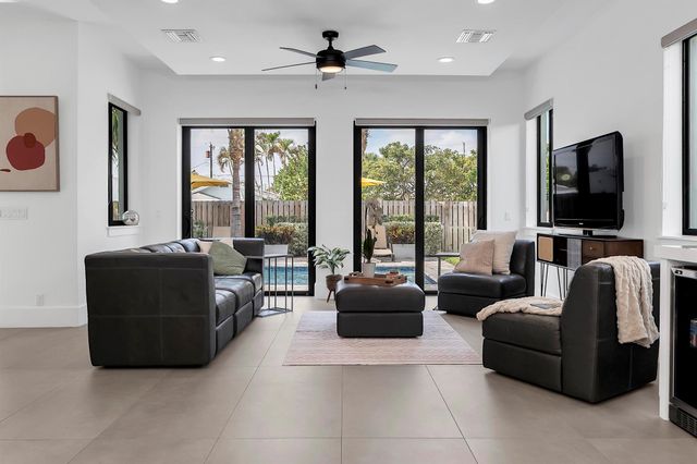 1517 N Lakeside Drive, Lake Worth Beach, FL 33460