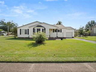 3802 Auburn Street, Lake Charles, LA 70607