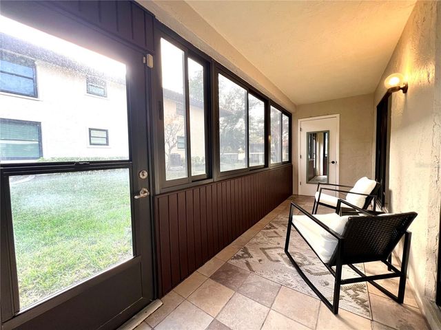 2101 HAMMOCK PINE BOULEVARD 2101, Clearwater, FL 33761