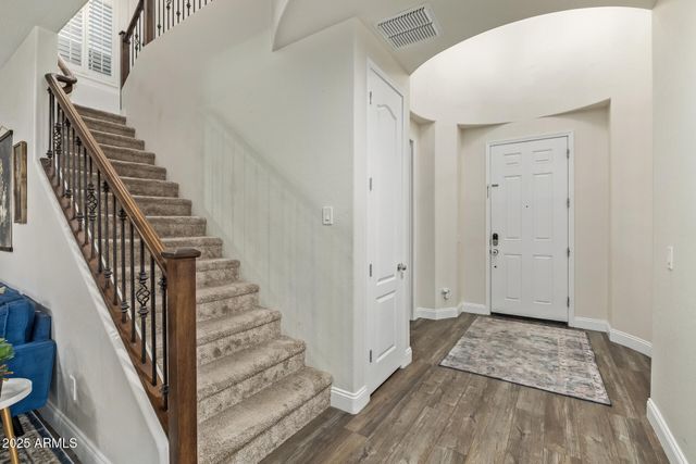 911 S WAYNE Drive, Chandler, AZ 85225