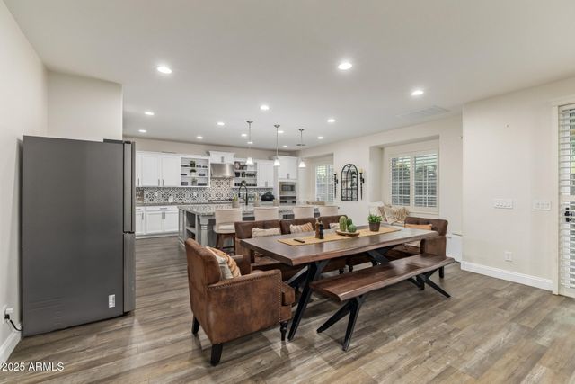 911 S WAYNE Drive, Chandler, AZ 85225