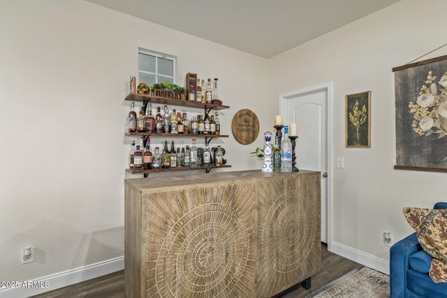 911 S WAYNE Drive, Chandler, AZ 85225