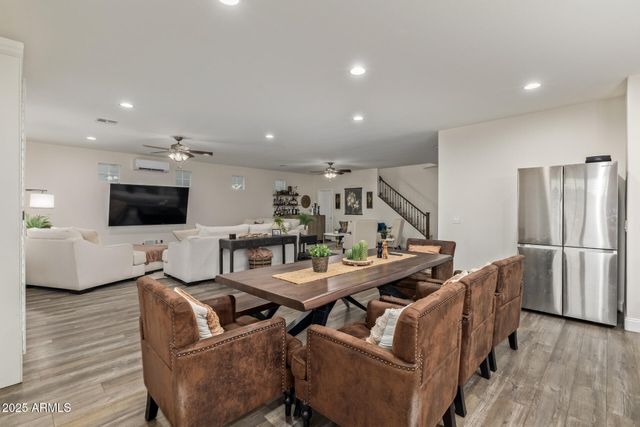 911 S WAYNE Drive, Chandler, AZ 85225