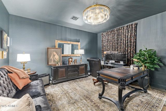 911 S WAYNE Drive, Chandler, AZ 85225