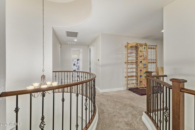 911 S WAYNE Drive, Chandler, AZ 85225