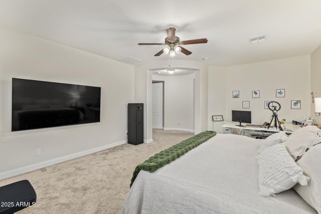 911 S WAYNE Drive, Chandler, AZ 85225