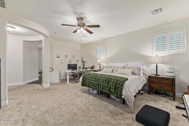 911 S WAYNE Drive, Chandler, AZ 85225