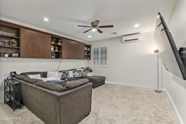 911 S WAYNE Drive, Chandler, AZ 85225