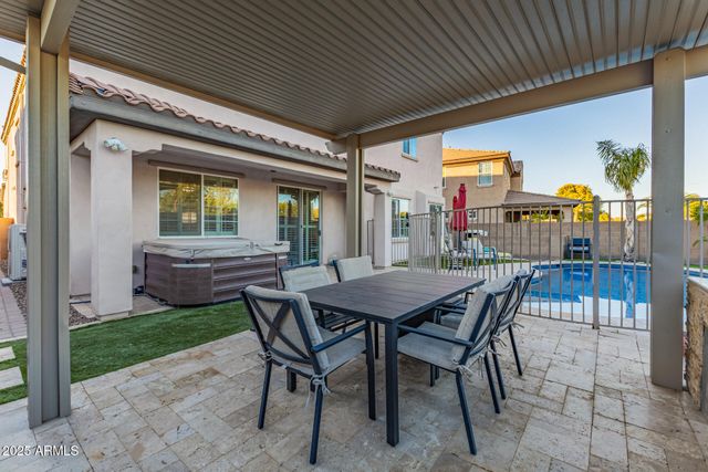 911 S WAYNE Drive, Chandler, AZ 85225