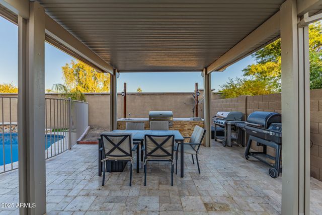 911 S WAYNE Drive, Chandler, AZ 85225