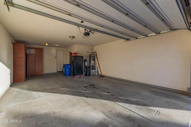 911 S WAYNE Drive, Chandler, AZ 85225