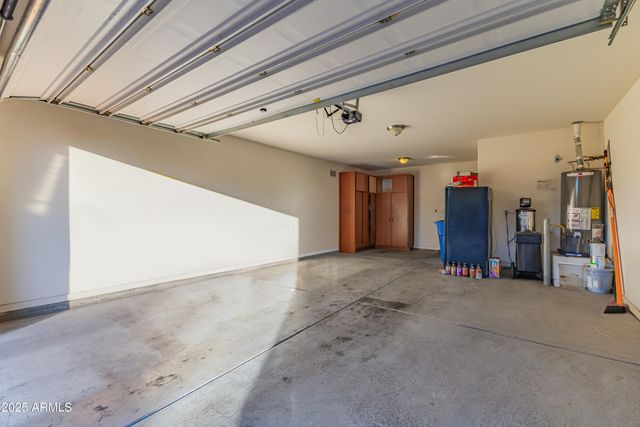 911 S WAYNE Drive, Chandler, AZ 85225