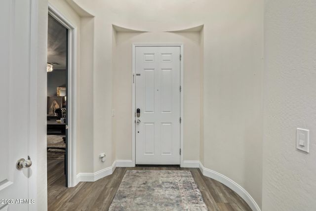 911 S WAYNE Drive, Chandler, AZ 85225