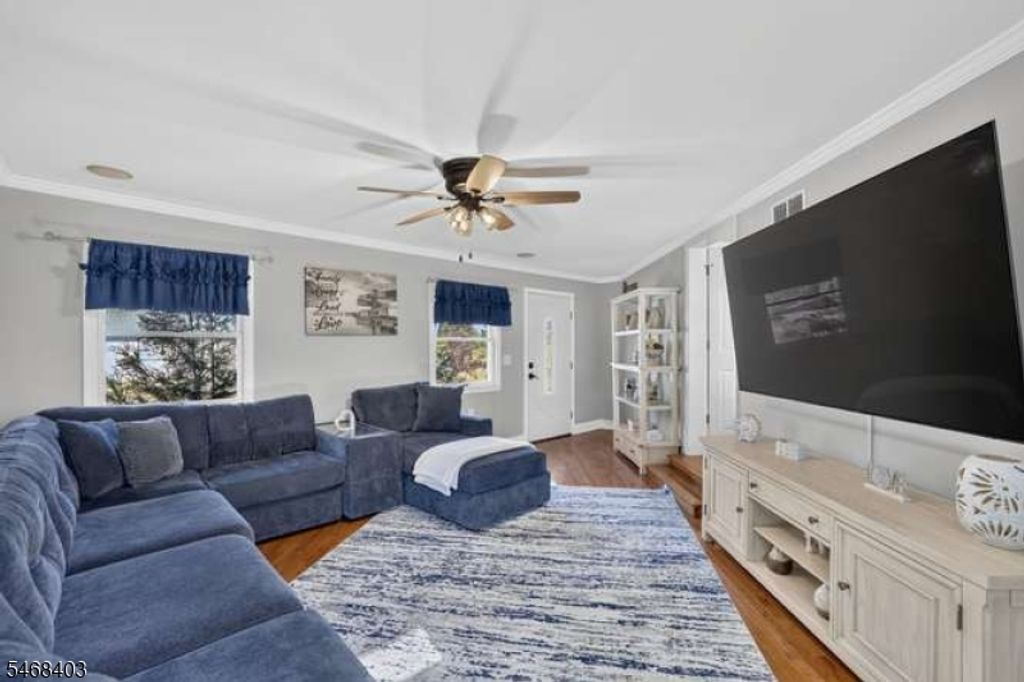 6 White Oak Ln, Wayne Twp., NJ 07470 — photo 2