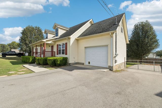 2914 Kedzie Dr, Murfreesboro, TN 37130
