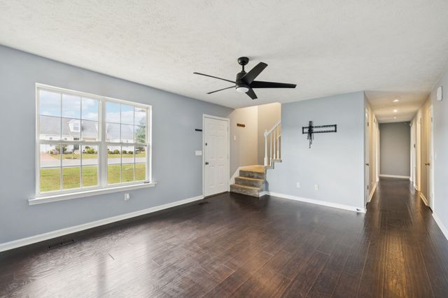 2914 Kedzie Dr, Murfreesboro, TN 37130