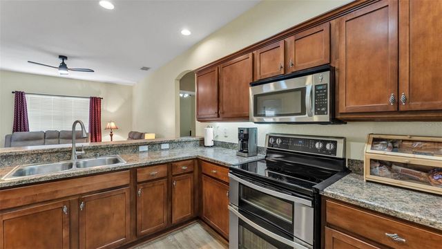 3160 WINCHESTER ESTATES LOOP, Lakeland, FL 33810