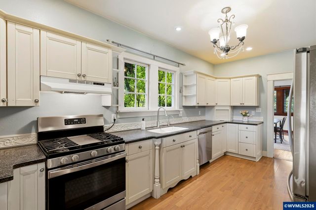 24350 NE Highway 240, Newberg, OR 97132