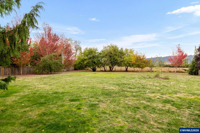 24350 NE Highway 240, Newberg, OR 97132