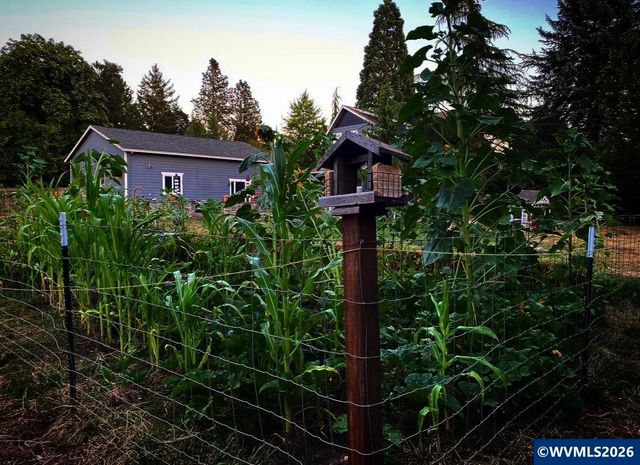 24350 NE Highway 240, Newberg, OR 97132