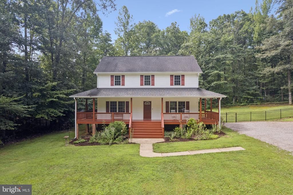 102 OAK KNOLL PL, Bumpass, VA 23024
