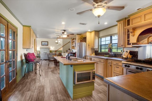 395 County Road 2482, Mineola, TX 75773