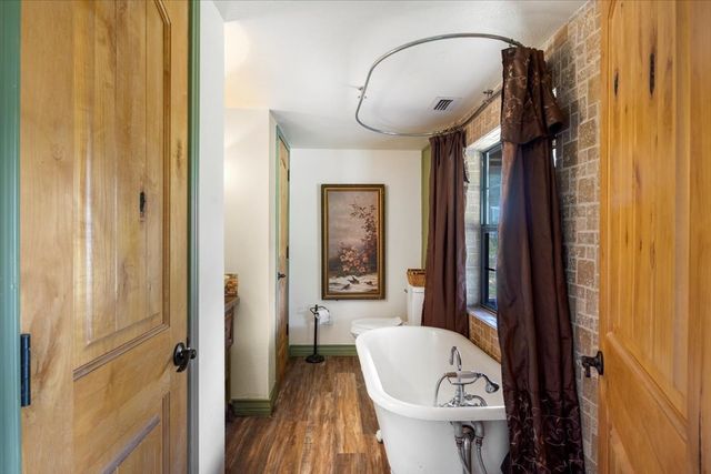 395 County Road 2482, Mineola, TX 75773