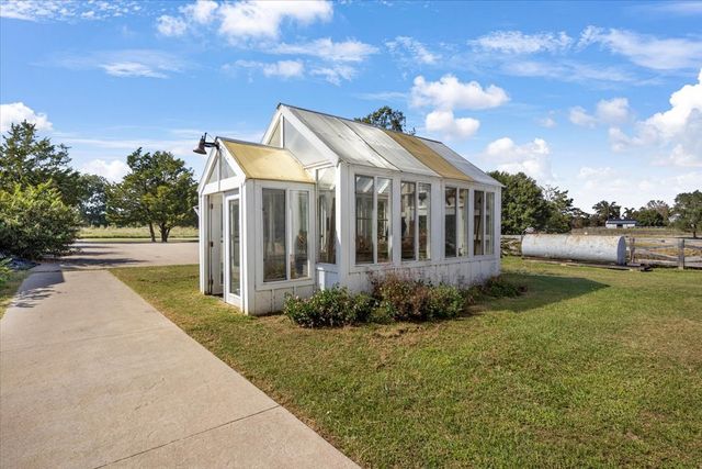 395 County Road 2482, Mineola, TX 75773