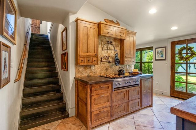 395 County Road 2482, Mineola, TX 75773