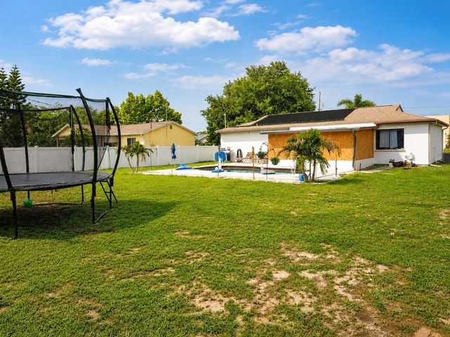 18295 VAN NUYS CIRCLE, Port Charlotte, FL 33948
