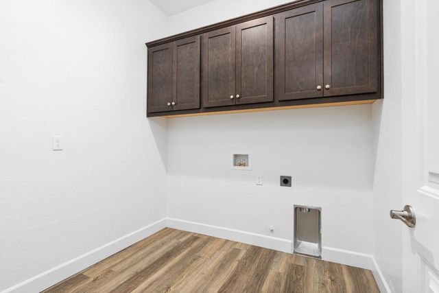 331 Peters Lane S, Madera, CA 93636