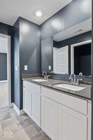 17324 Hanningfield Way, Westfield, IN 46074