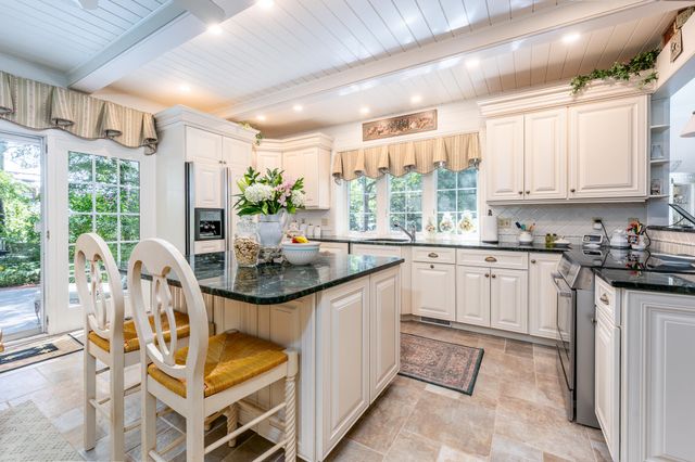 15 Long Pond Circle, Centerville, MA 02632