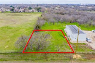 303 N Industrial Boulevard, Crowley, TX 76036