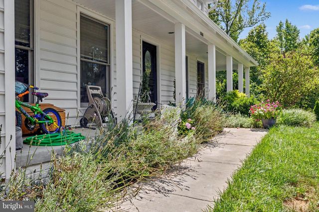 5000 YORK CT, Fredericksburg, VA 22408