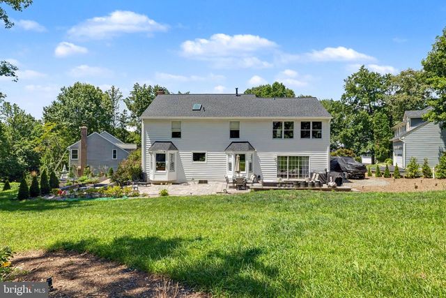 5000 YORK CT, Fredericksburg, VA 22408