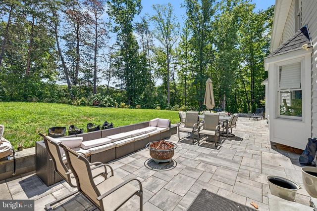 5000 YORK CT, Fredericksburg, VA 22408