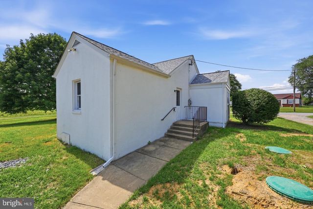 8251 MARSHALL CORNER RD, Pomfret, MD 20675