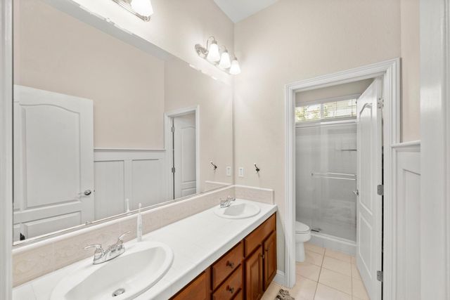 985 Lavastone Dr, Lincoln, CA 95648