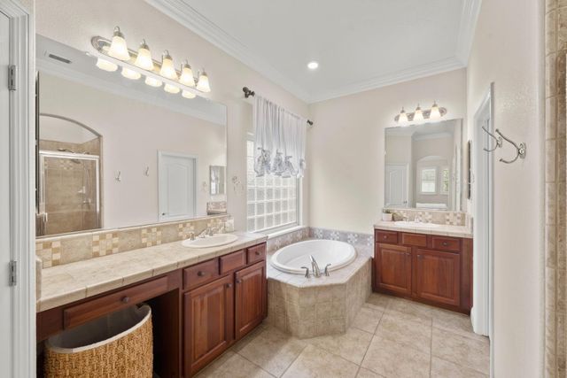 985 Lavastone Dr, Lincoln, CA 95648