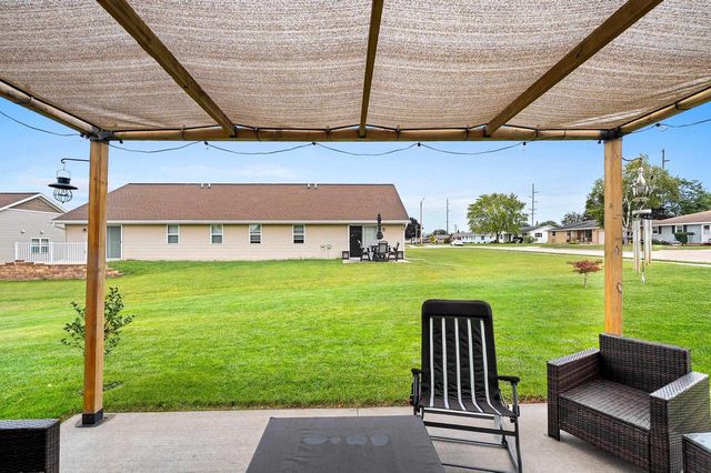 2608 HENDRICKS AVENUE, Kaukauna, WI 54130